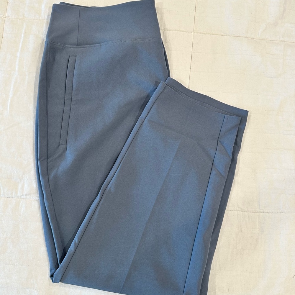 Athleta Endless High Rise Pant size 6 petite